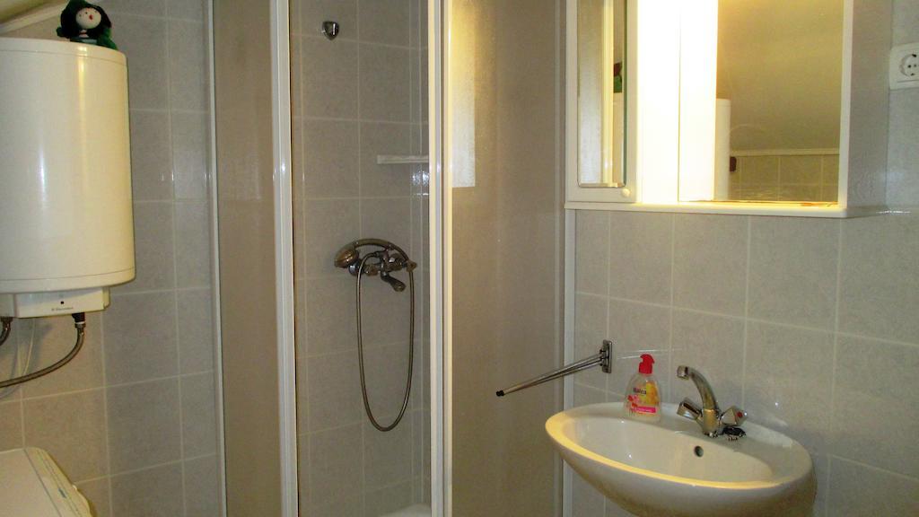 Apartment Zvonar Donji Okrug  Oda fotoğraf